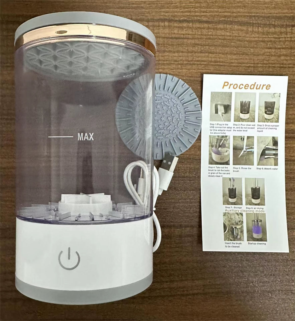 New Arrival Portable Electric Cosmetic Brush Cleaner Electric Makeup Brush Cleaner Automatic Spinning Makeup Brush Cleaner